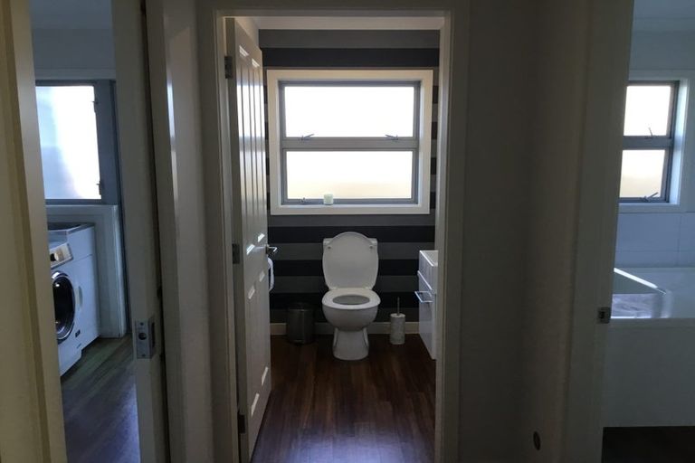 Photo of property in 83 Rosalie Terrace, Kelvin Grove, Palmerston North, 4414