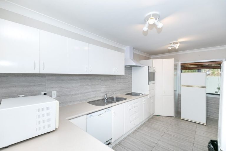 Photo of property in 72 Forest Lake Road, Forest Lake, Hamilton, 3200