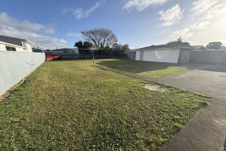 Photo of property in 144 Liverpool Street, Levin, 5510