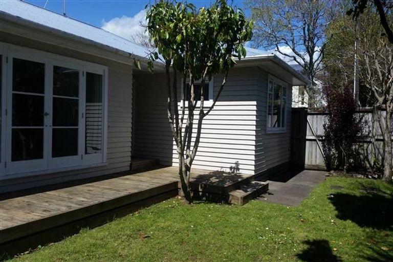 Photo of property in 1/43 Belt Road, Moturoa, New Plymouth, 4310