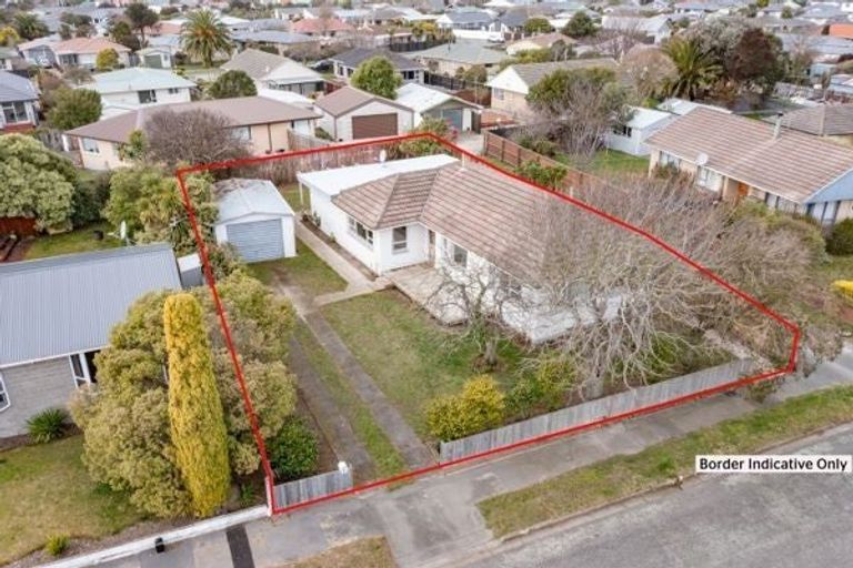 Photo of property in 32 Woodgrove Avenue, North New Brighton, Christchurch, 8083