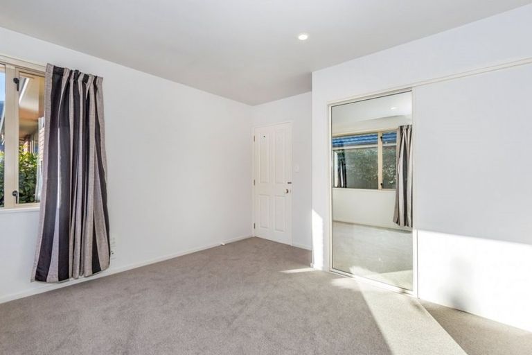 Photo of property in 24 Parade Court, Addington, Christchurch, 8024