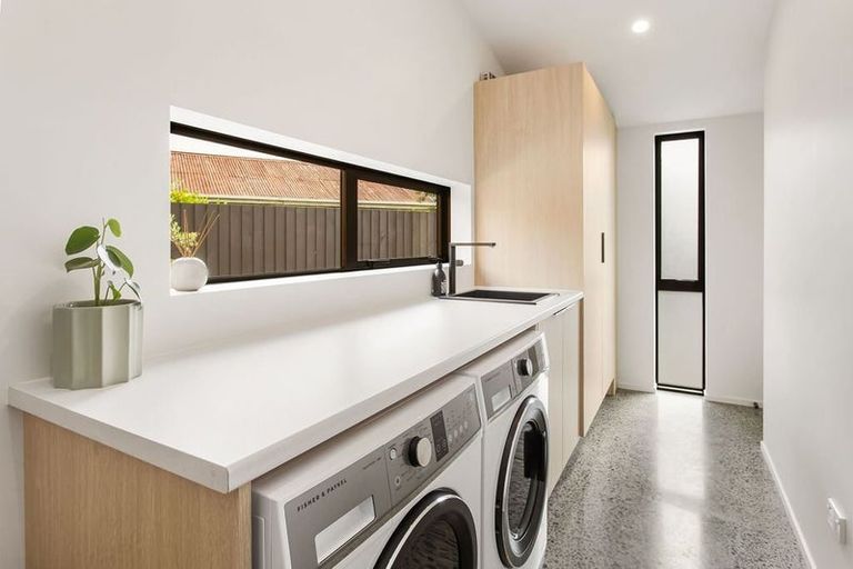 Photo of property in 98 Osborne Street, Waltham, Christchurch, 8011