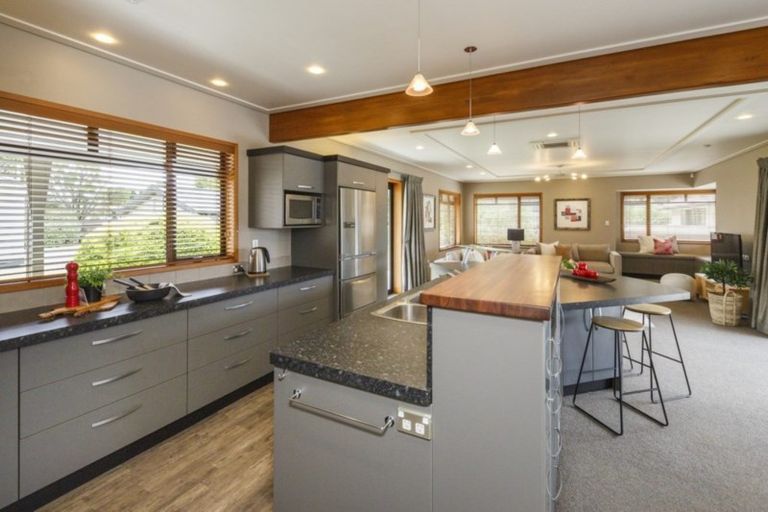 Photo of property in 37 East Street, Terrace End, Palmerston North, 4410