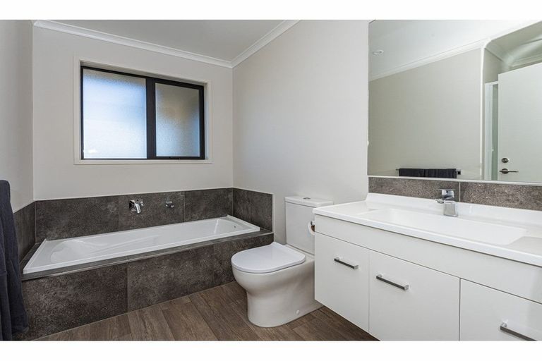 Photo of property in 2 Suncrest Lane, Port Whangarei, Whangarei, 0110