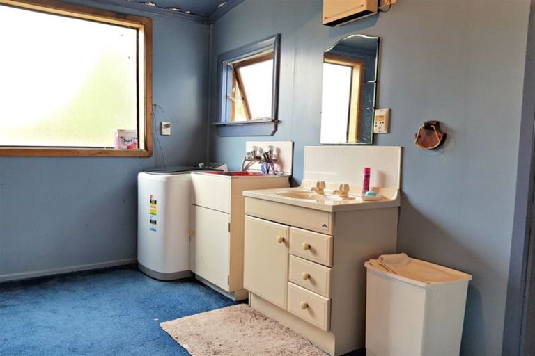 Photo of property in 18 Bridport Street, Kaitangata, 9210