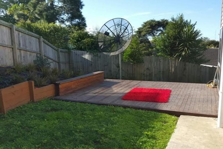 Photo of property in 203c Don Buck Road, Massey, Auckland, 0614