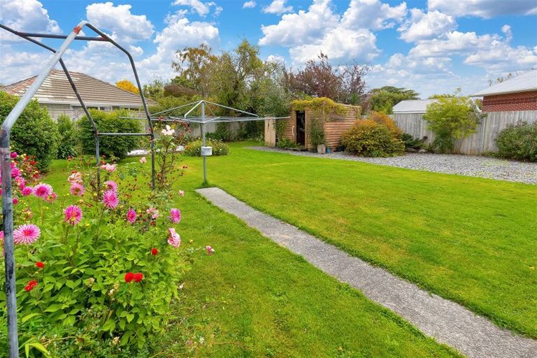 Photo of property in 35 Mavin Road, Hoon Hay, Christchurch, 8025