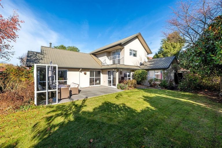 Photo of property in 5 Shanaway Close, Halswell, Christchurch, 8025