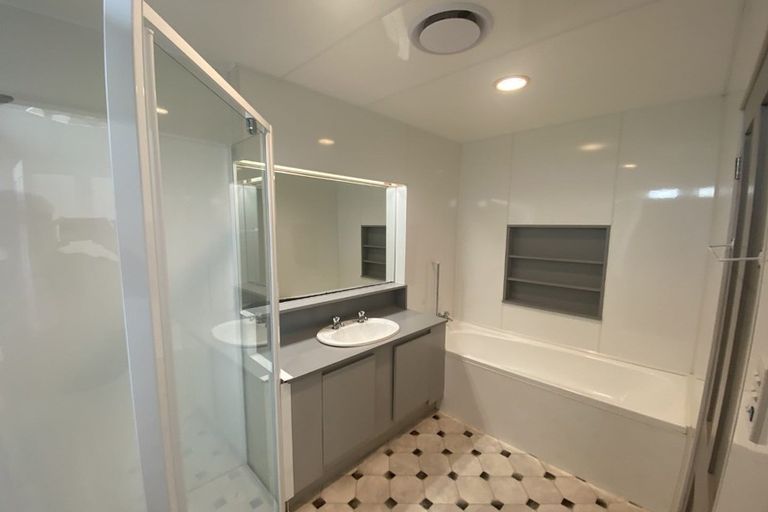 Photo of property in 6 Doctors Common, Mount Victoria, Wellington, 6011