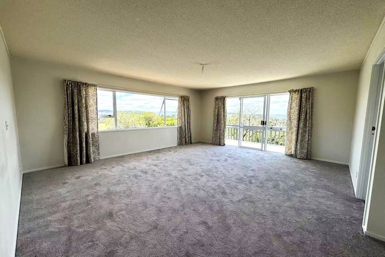 Photo of property in 74 Deacon Road, Riverhead, Kumeu, 0892