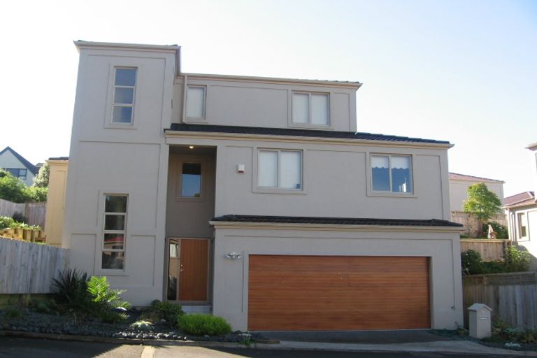 Photo of property in 31 Belle Verde Drive, Sunnynook, Auckland, 0630