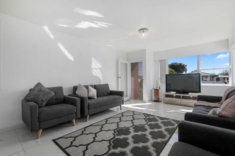 Photo of property in 3/8 Russell Road, Manurewa, Auckland, 2102