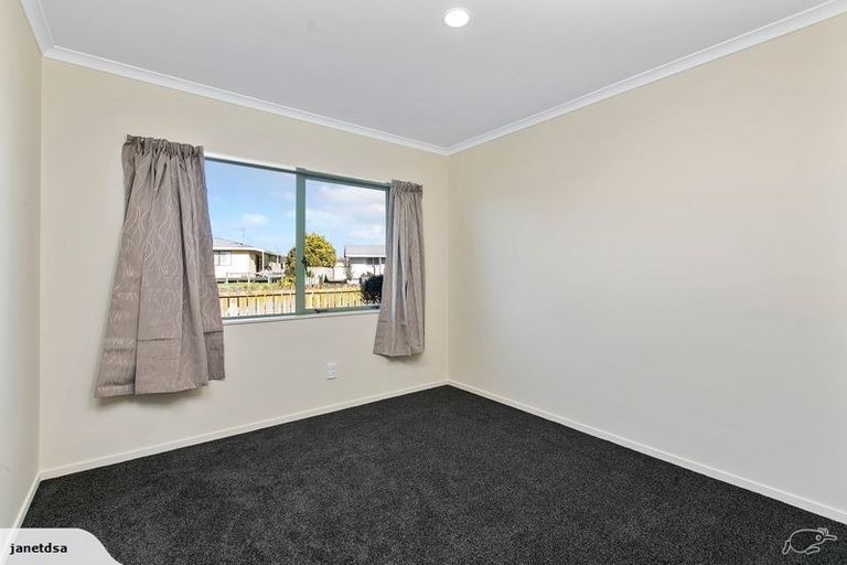 Photo of property in 1a Lagoon Place, Poike, Tauranga, 3112