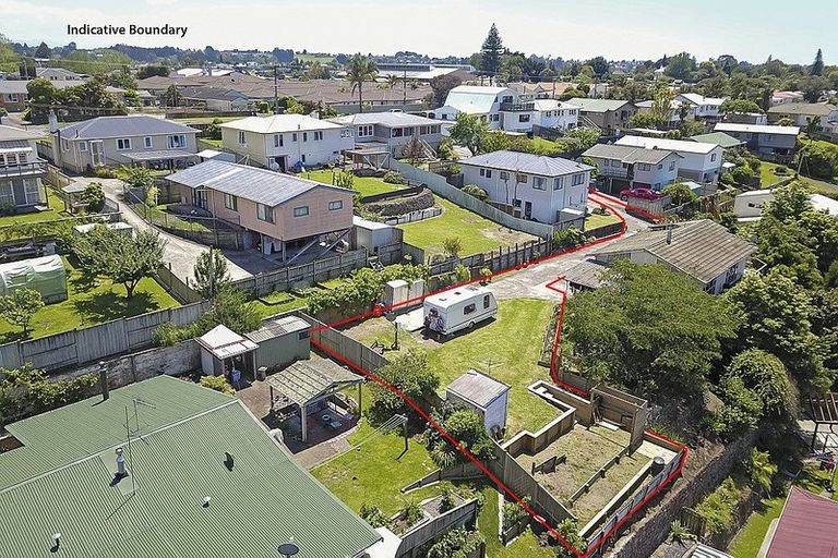 Photo of property in 2/46 Greerton Road, Gate Pa, Tauranga, 3112