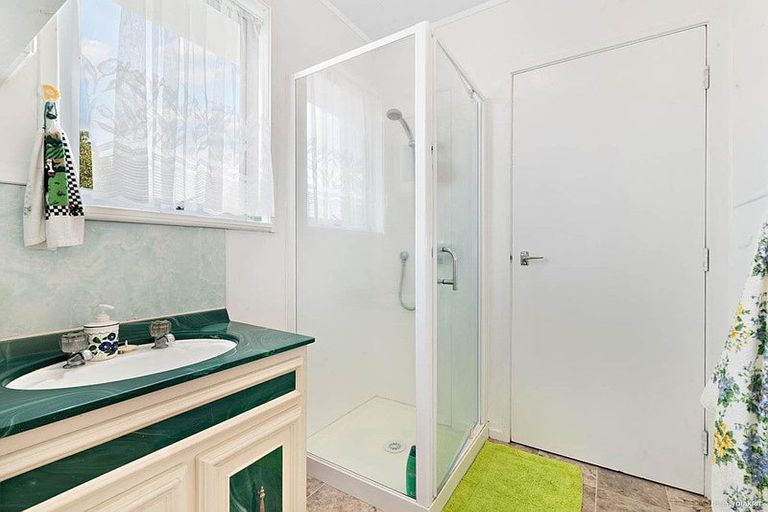 Photo of property in 8 Hope Farm Avenue, Pakuranga Heights, Auckland, 2010