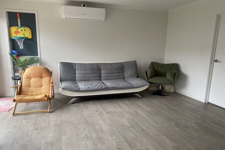 Photo of property in 12 Fuselage Lane, Takanini, 2112