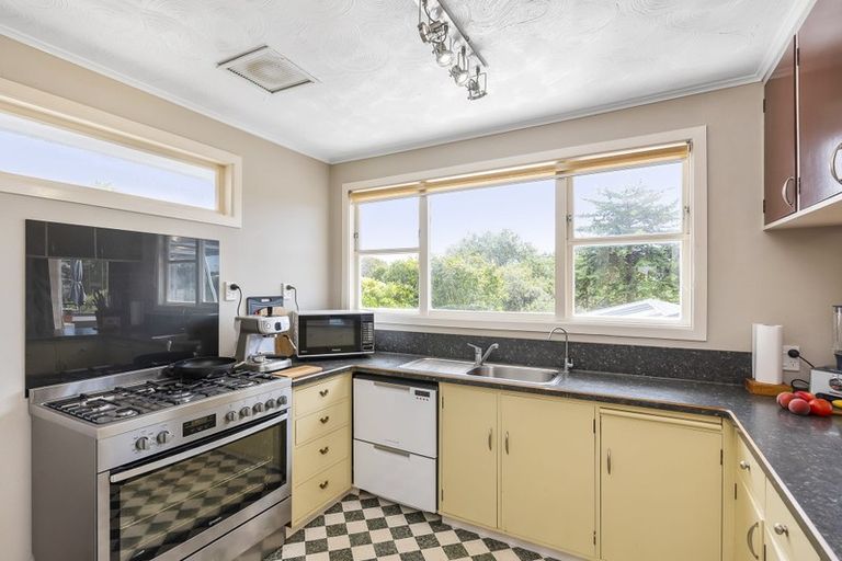 Photo of property in 25 Gray Avenue, Paraparaumu Beach, Paraparaumu, 5032