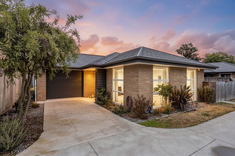 Photo of property in 2/8 Ensors Road, Opawa, Christchurch, 8023