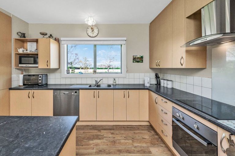 Photo of property in 677 Woodstock Road, Burnt Hill, Oxford, 7495