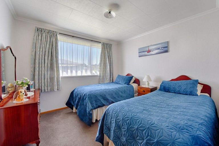 Photo of property in 2 Merlin Place, Gore, 9710