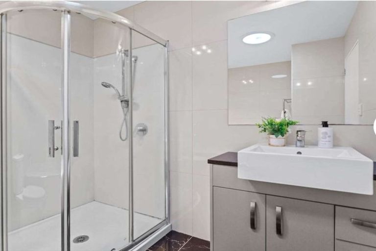 Photo of property in 32/5 Perekia Street, Albany, Auckland, 0632