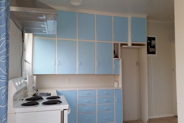 Photo of property in 123 Bucklands Beach Road, Bucklands Beach, Auckland, 2012