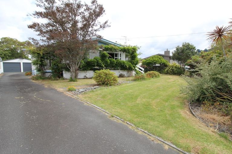 Photo of property in 16 Fenruss Street, Fairy Springs, Rotorua, 3015