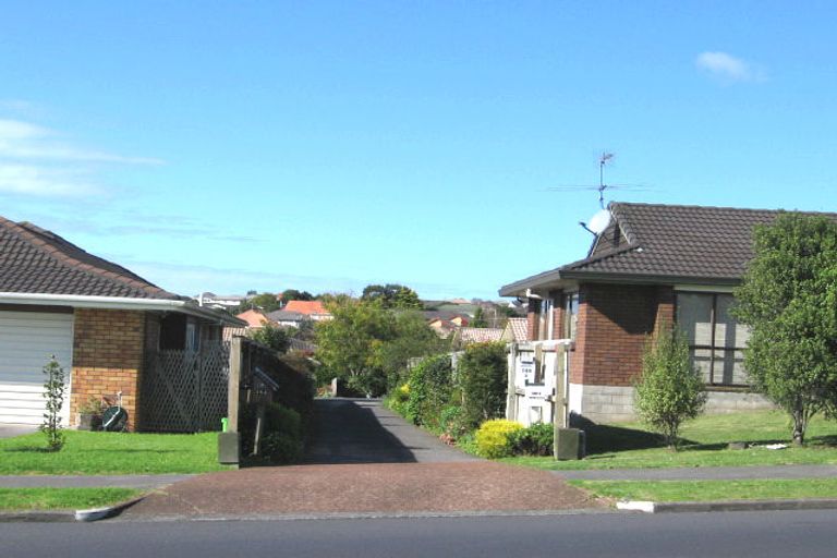 Photo of property in 2/144 Whitford Road, Somerville, Auckland, 2014