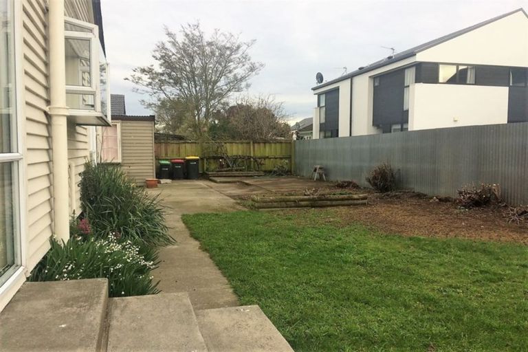 Photo of property in 1 Seton Street, Riccarton, Christchurch, 8011