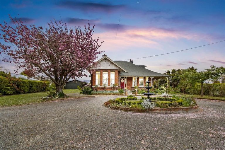 Photo of property in 90 Shearman Street, Waimate, 7924
