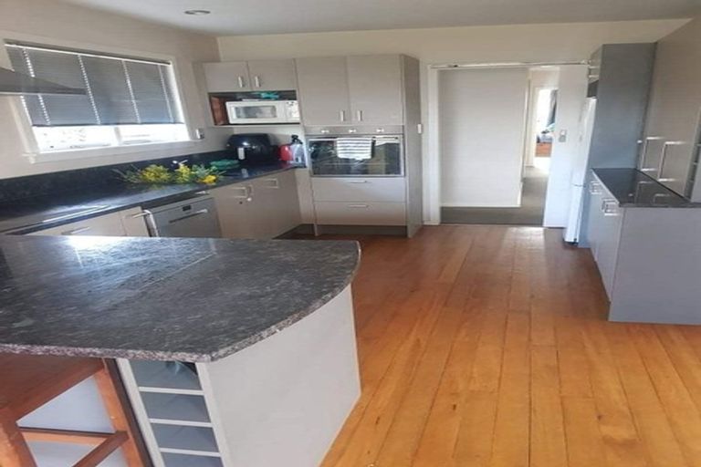 Photo of property in 70 Wales Street, Halswell, Christchurch, 8025