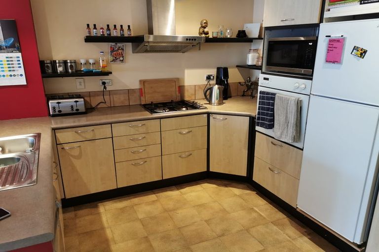 Photo of property in Grosvenor Cl, 10/6 Brown Street, Mount Cook, Wellington, 6021