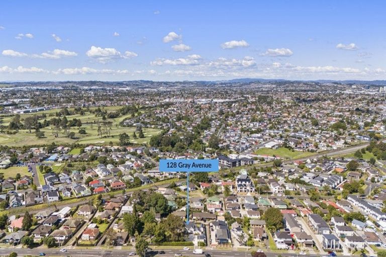 Photo of property in 128 Gray Avenue, Papatoetoe, Auckland, 2024