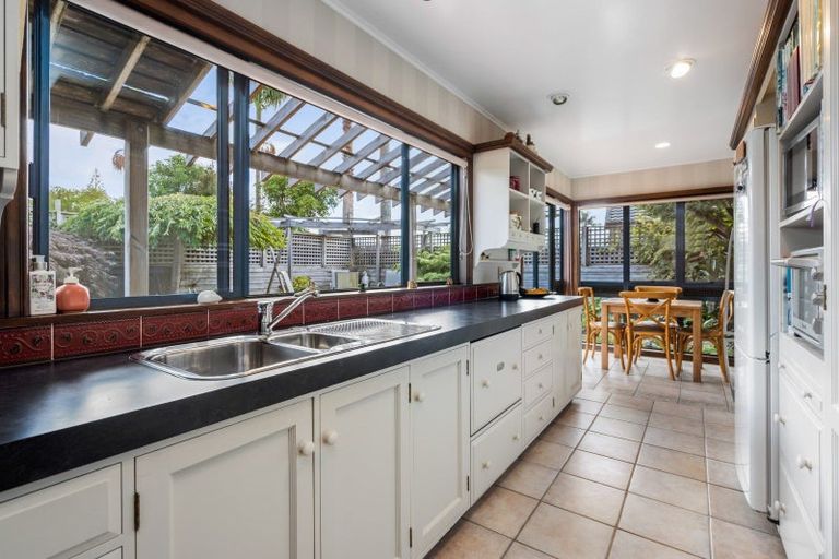 Photo of property in 238 Fairway Drive, Te Kamo, Whangarei, 0112