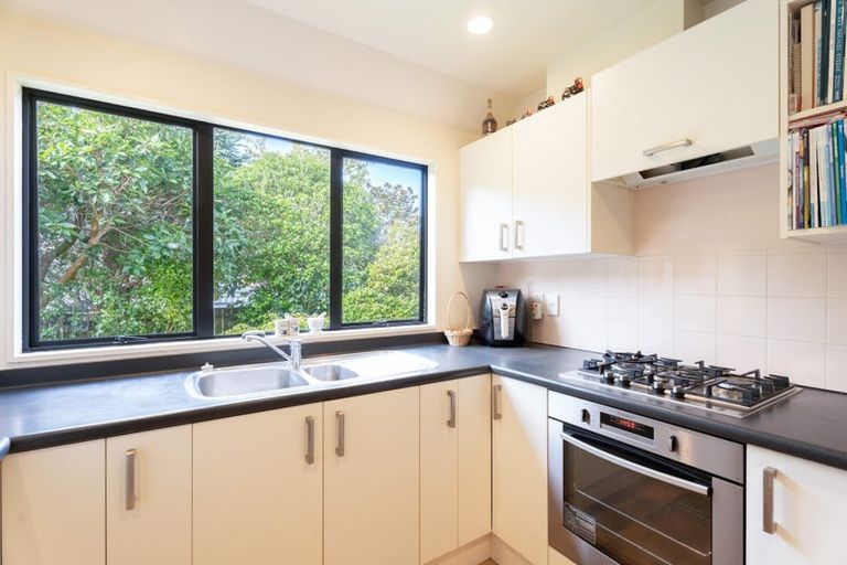 Photo of property in 157 Westchester Drive, Churton Park, Wellington, 6037