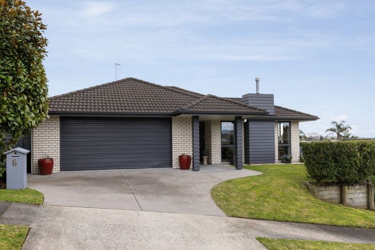 Photo of property in 6 Valley View, Bethlehem, Tauranga, 3110