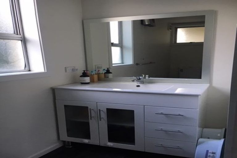 Photo of property in 9 Gibbon Street, Sydenham, Christchurch, 8023