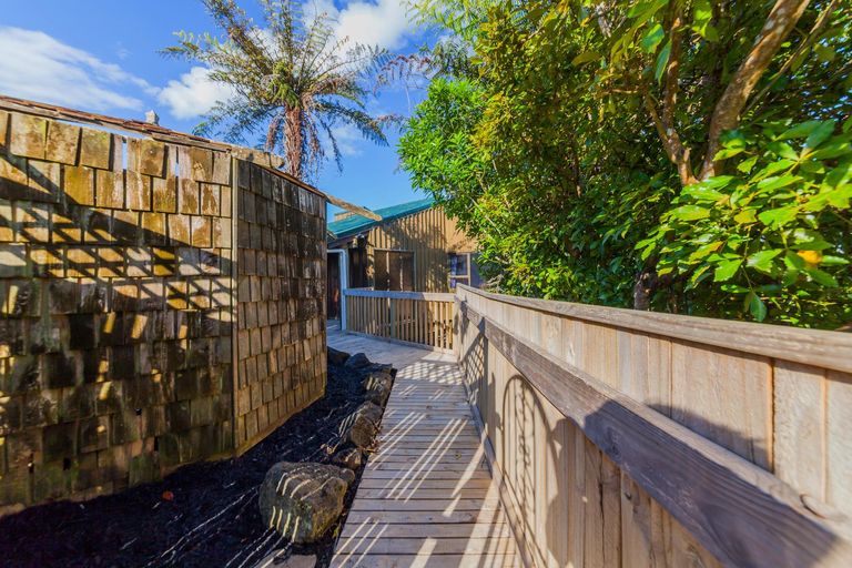 Photo of property in 7 Moorgreen Heights, Torbay, Auckland, 0630