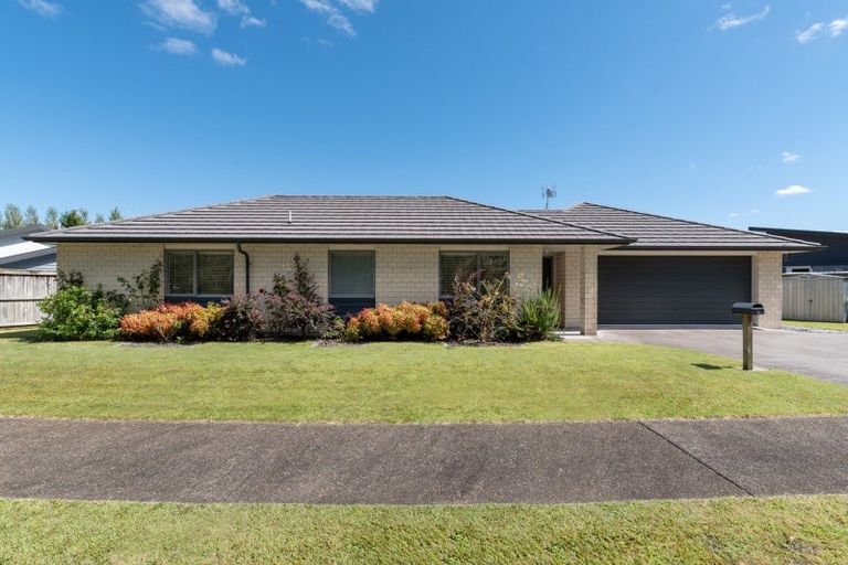 Photo of property in 22 Conniston Way, Pyes Pa, Tauranga, 3112