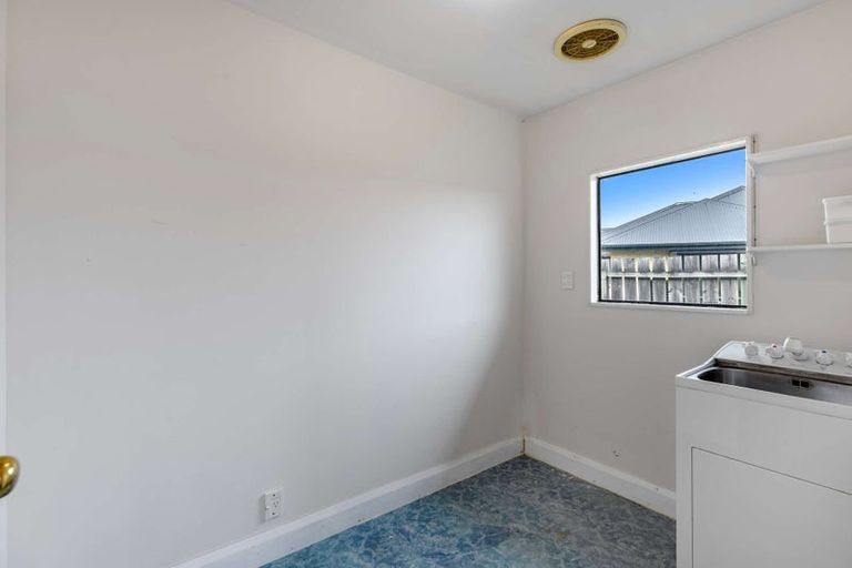 Photo of property in 93a High Street, Oxford, 7430