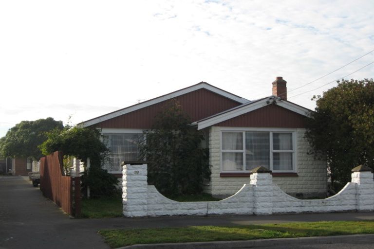 Photo of property in 37 Estuary Road, New Brighton, Christchurch, 8061