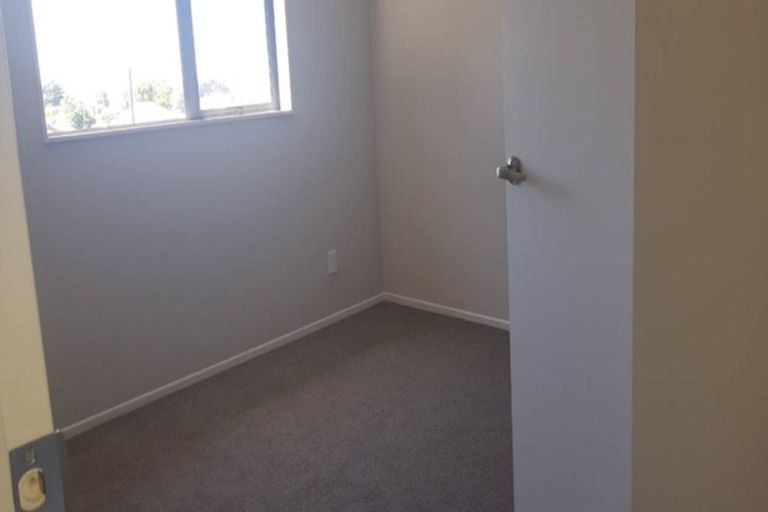 Photo of property in 54b Cambridge Terrace, Papatoetoe, Auckland, 2025