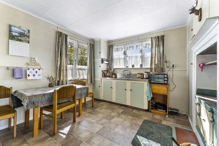 Photo of property in 64 Inniscort Street, Cromwell, 9310