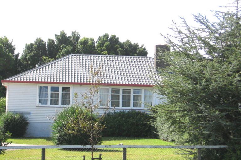 Photo of property in 239 Great North Road, Henderson, Auckland, 0612