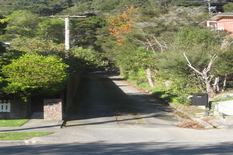 Photo of property in 21 James Grove, Stokes Valley, Lower Hutt, 5019