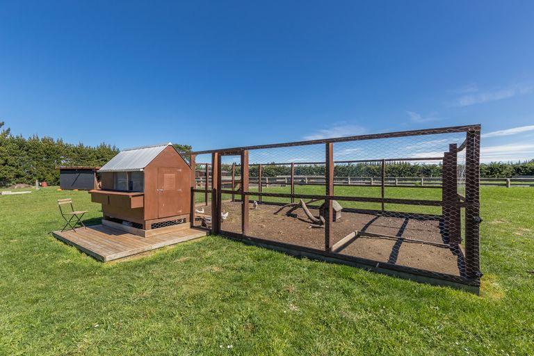 Photo of property in 158 Barkers Road, Loburn, Rangiora, 7472