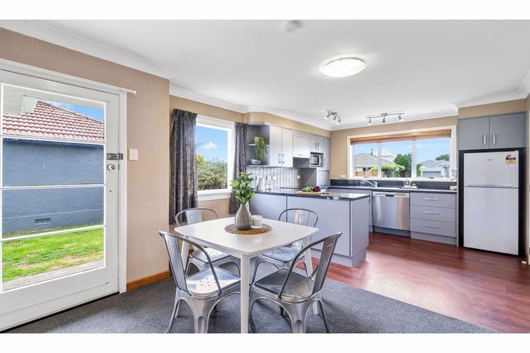 Photo of property in 12 Carron Street, Waverley, Invercargill, 9810