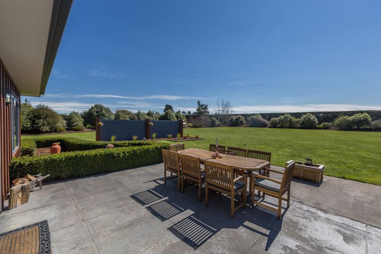 Photo of property in 158 Barkers Road, Loburn, Rangiora, 7472