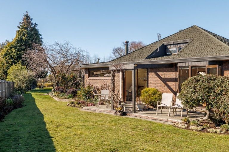 Photo of property in 37 Chinnerys Road, Woodend, 7610